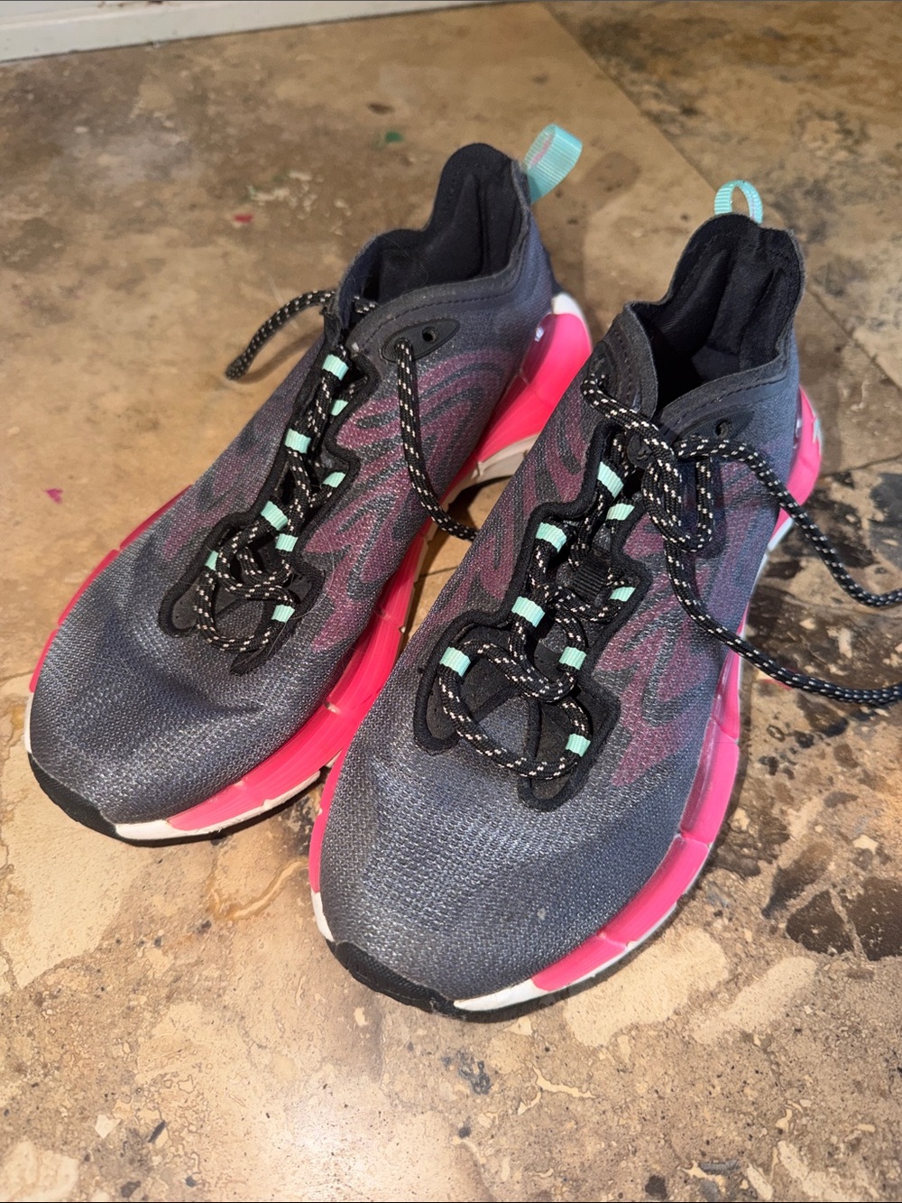 Reebok | Zig Kinetica Running Shoes | Size 5